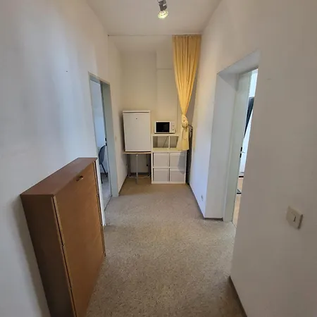 Stadtwohnung Fuer Bis Zu 3 Personen In Apartmán *